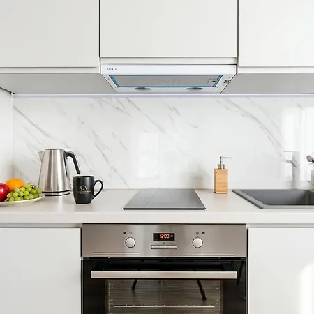Urban Chic - Luxury For Up To 20 Guests In Mennica Residence, Center *
