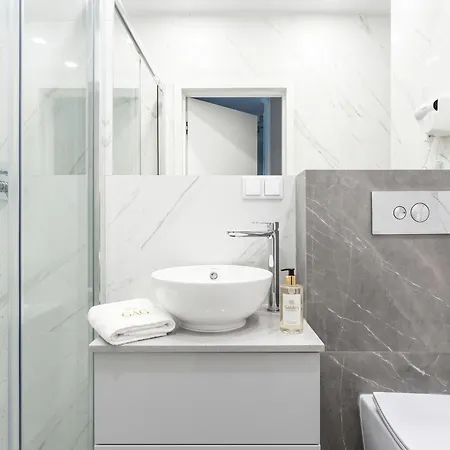 Urban Chic - Luxury For Up To 20 Guests In Mennica Residence, Center Apartament *