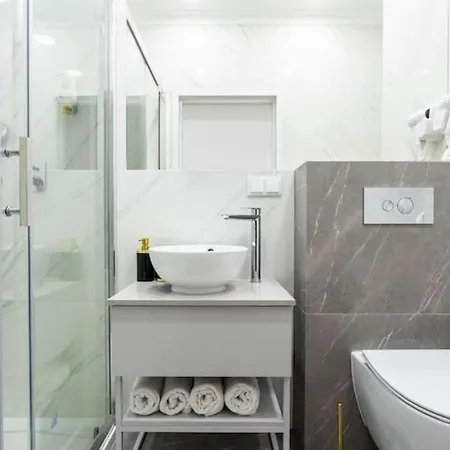 Urban Chic - Luxury For Up To 20 Guests In Mennica Residence, Center ワルシャワ